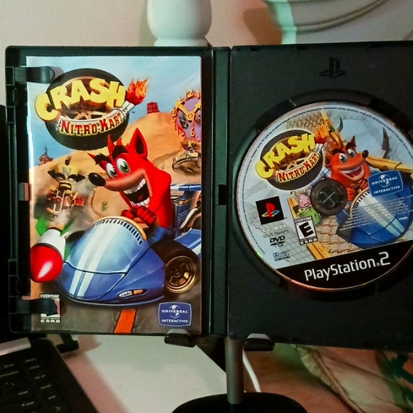 PlayStation 2 crash NITRO KART pre-owned - Picture 3 of 4
